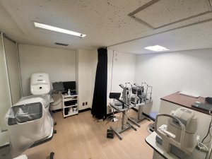 レーザー室